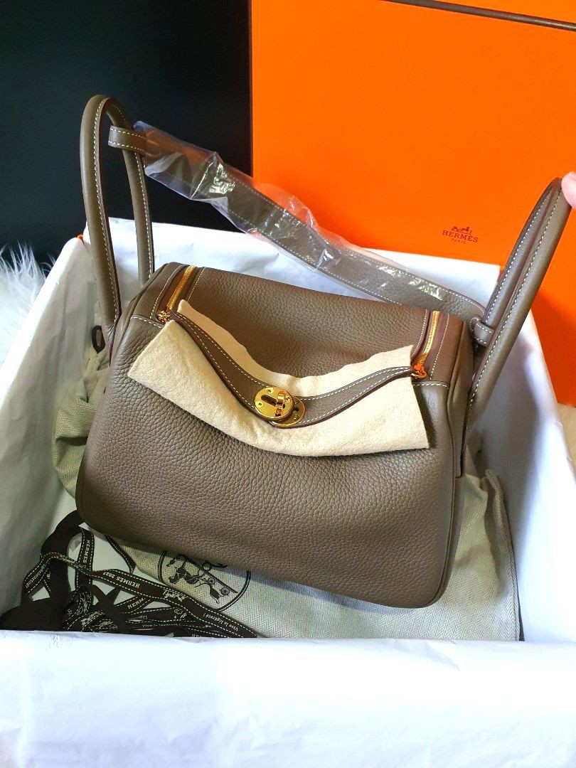 Brand New!!! Hermes Lindy L26 in Gris Etain GHW neutral, Luxury, Bags &  Wallets on Carousell