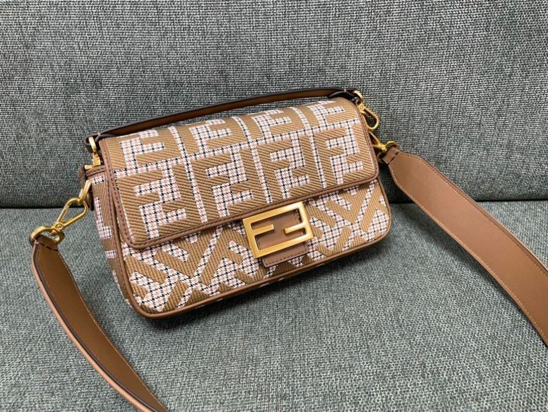 Fendi square deals bag
