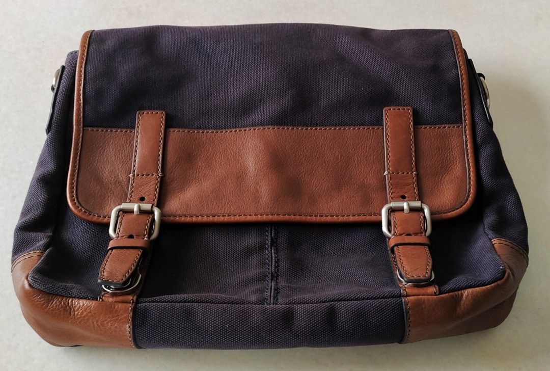 Fossil graham outlet messenger bag