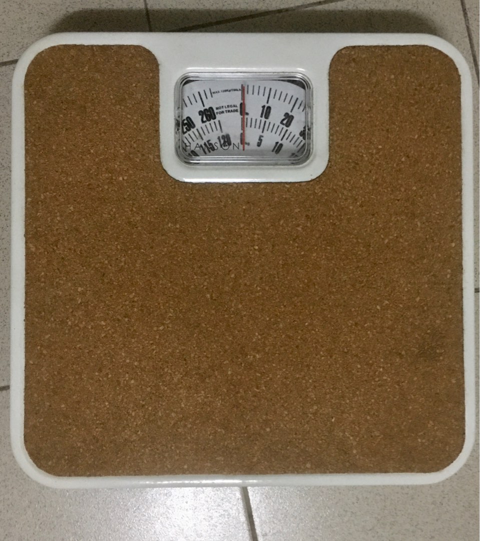 Hanson Bathroom Scale, Health & Nutrition, Health Monitors & Weighing Scales on Carousell