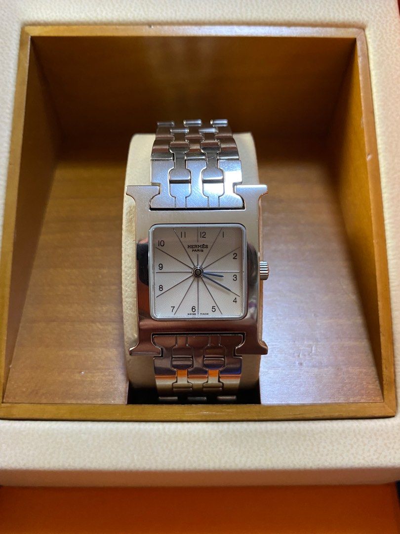 HERMES 100% AUTHENTIC Watch For Women (Category: Luxury Watches) located in Quezon City. Submitted by FashionFab (Listing ID 1208957192, Image 3). Description: Complete with box. Used only occasionally. Very Good condition. Location in West Avenue Quezon City. 100% authentic Hermes watch..