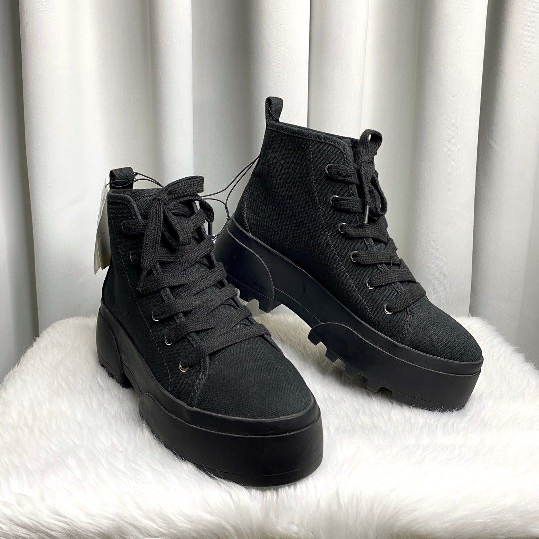 Doc martens look alike h&m 2025