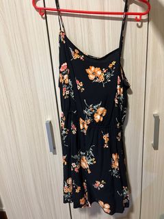 (Category: ) located in . Submitted by sarah09x (Listing ID 1208997227, Image 1). Description: .