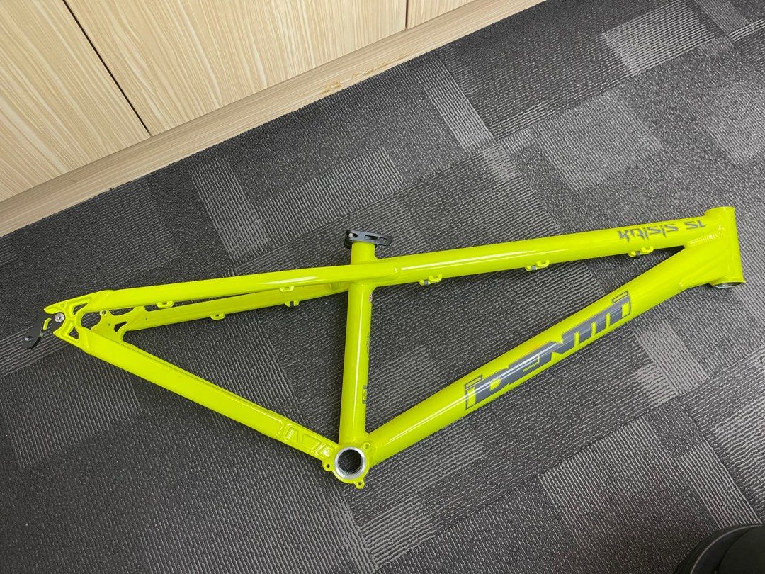 Identiti Krisis SL frame