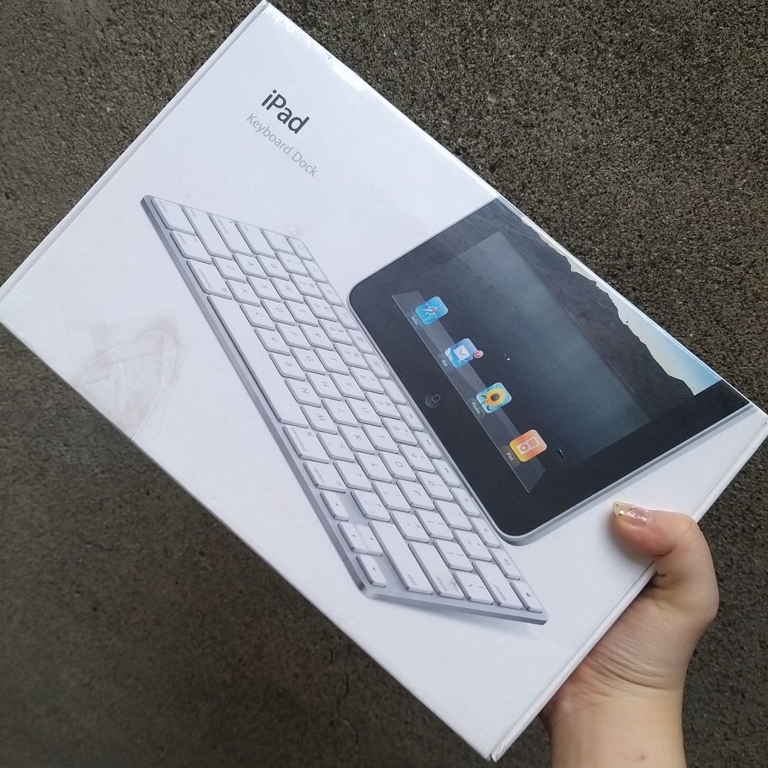 iPad Keyboard Dock A1359 (Old Model), Computers & Tech, Parts