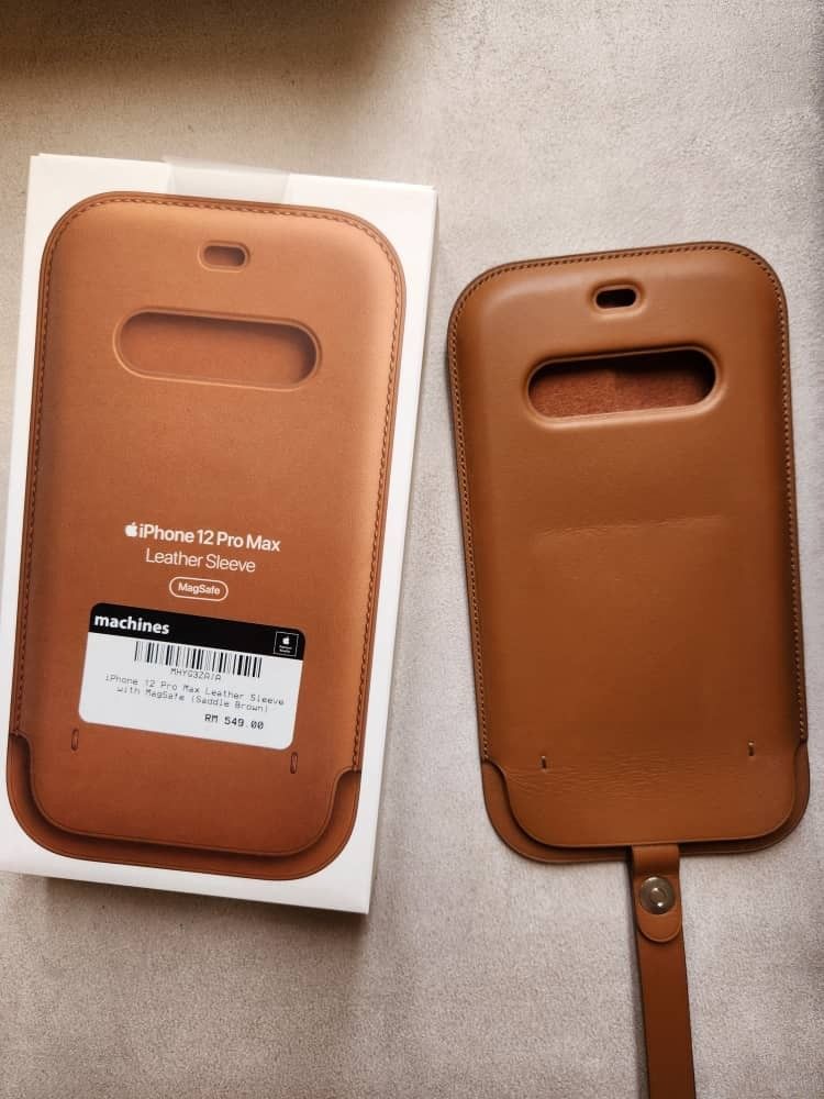 iPhone 12 Pro Max Leather Sleeve with MagSafe Saddle Brown