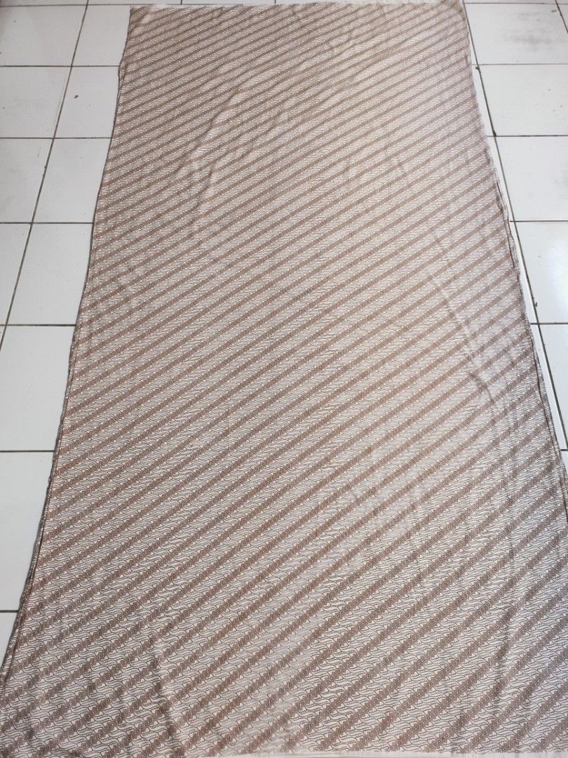 Kain jarik batik parang, Babies & Kids, Strollers, Bouncers & Carriers on Carousell