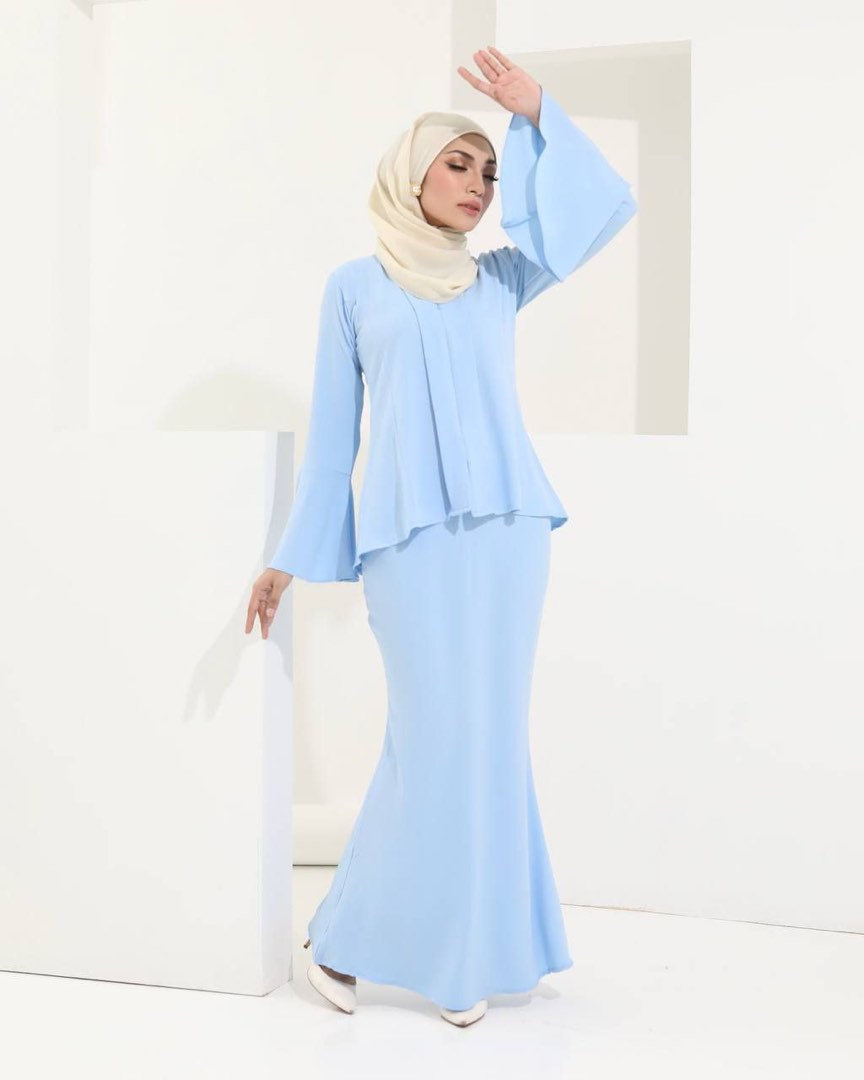 KEBAYA CHARA, Women's Fashion, Muslimah Fashion, Baju Kurung & sets on ...