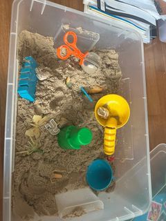 Kinetic sand