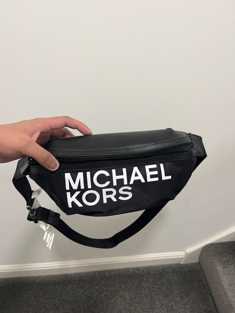 Limited Edition Michael Kors Bum Bag, Men's Fashion, Bags, Belt bags,  Clutches and Pouches on Carousell
