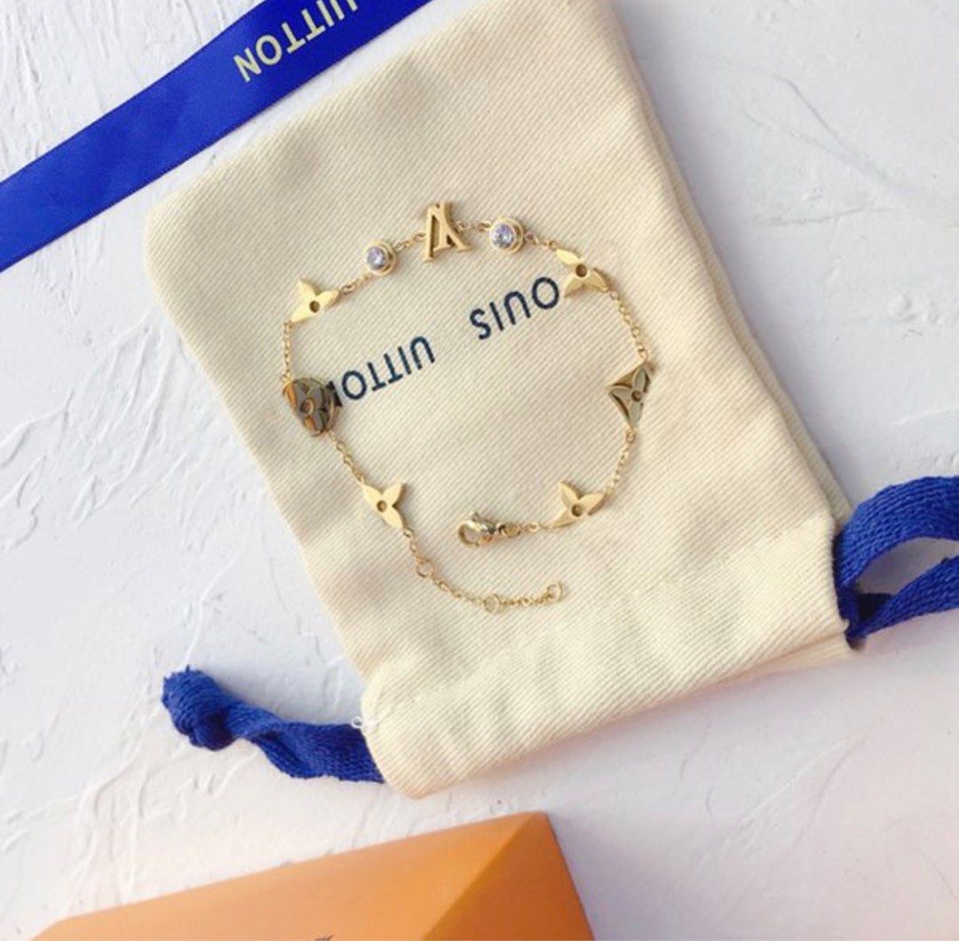 Louis Vuitton Lv Monogram Chain Bracelet Unisex, Luxury, Accessories on  Carousell