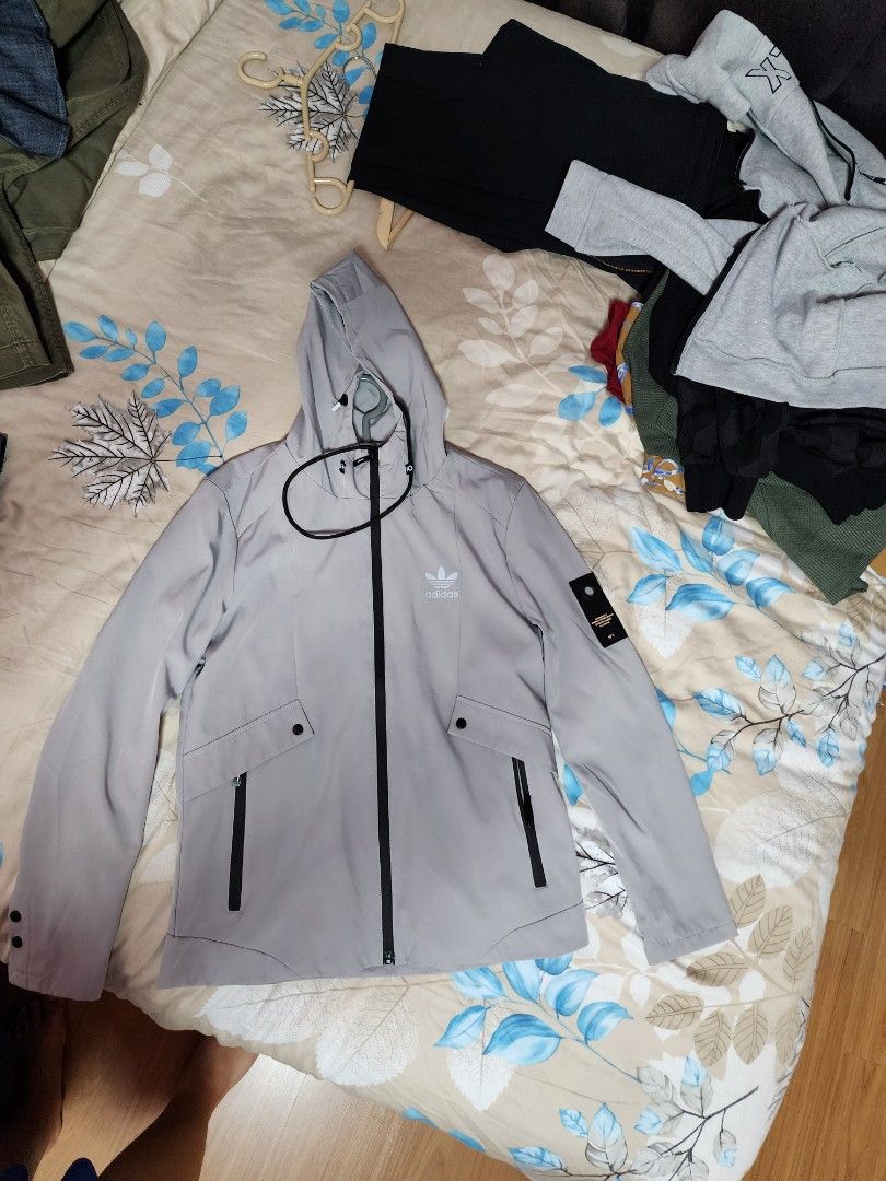 Mint best sale adidas jacket