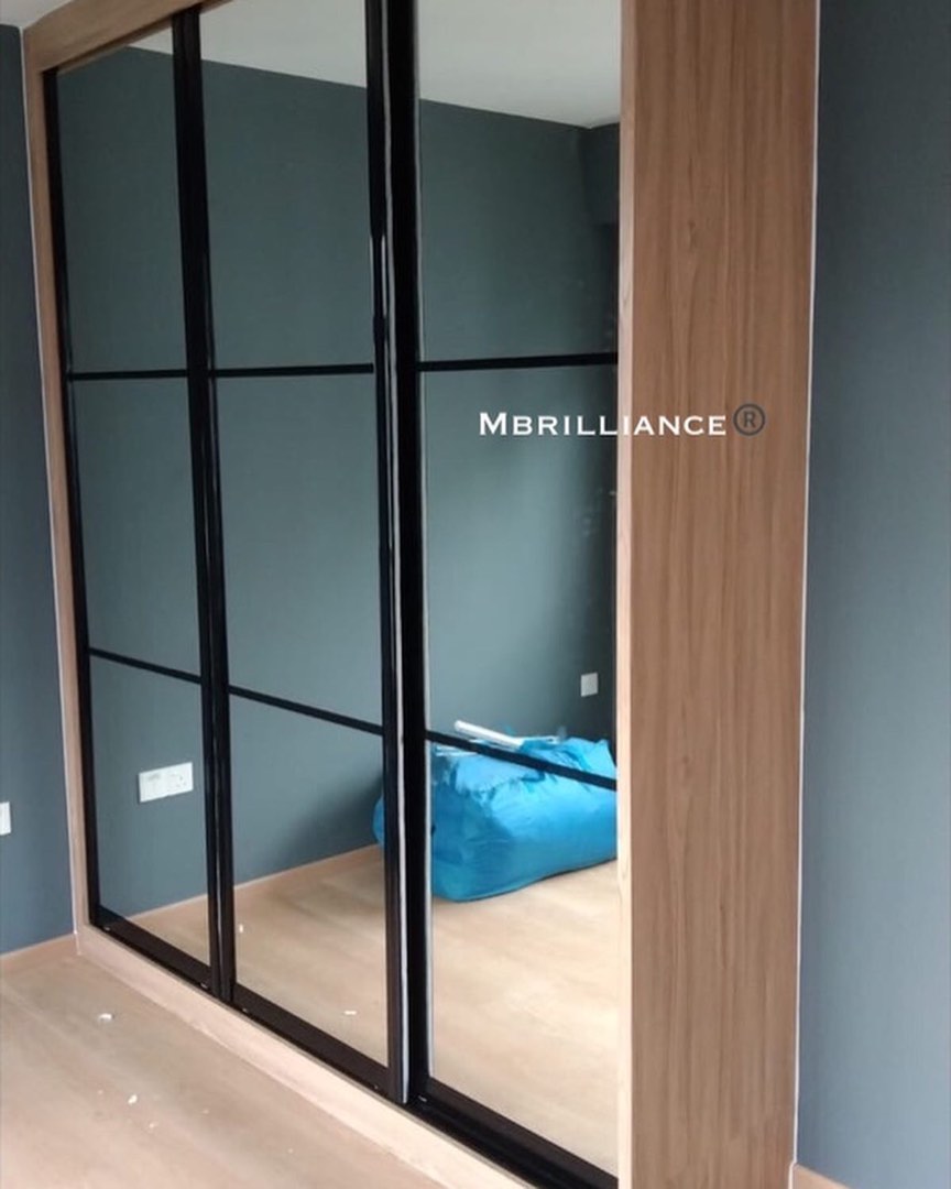 Mirror doors built in wardrobes, Furniture & Home Living, Furniture, Shelves, & Racks