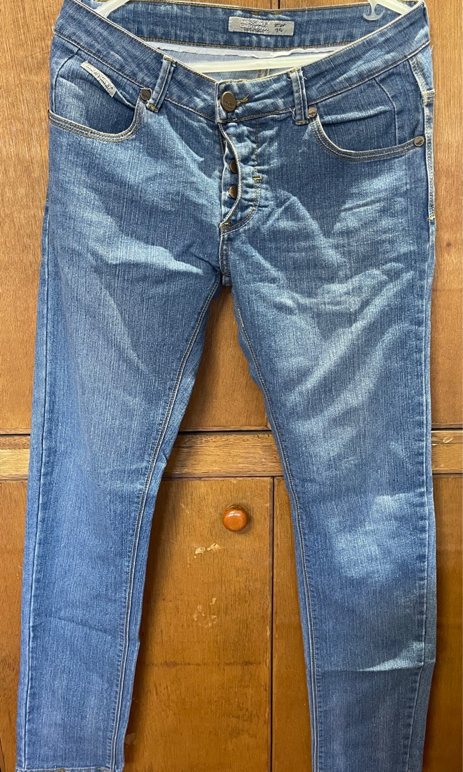 Mossimo Jeans, Men's Fashion, Bottoms, Jeans on Carousell