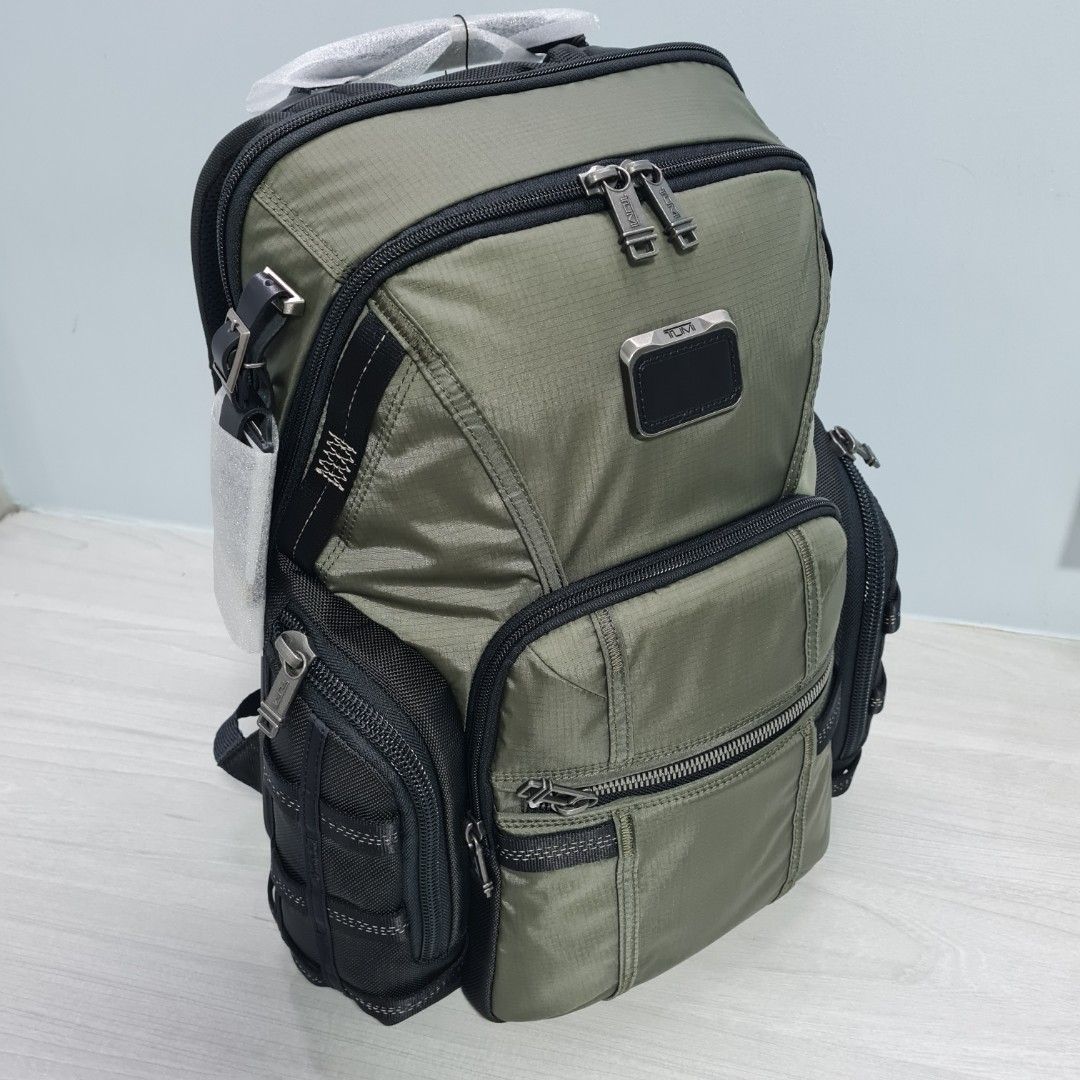 Tumi olive green backpack sale