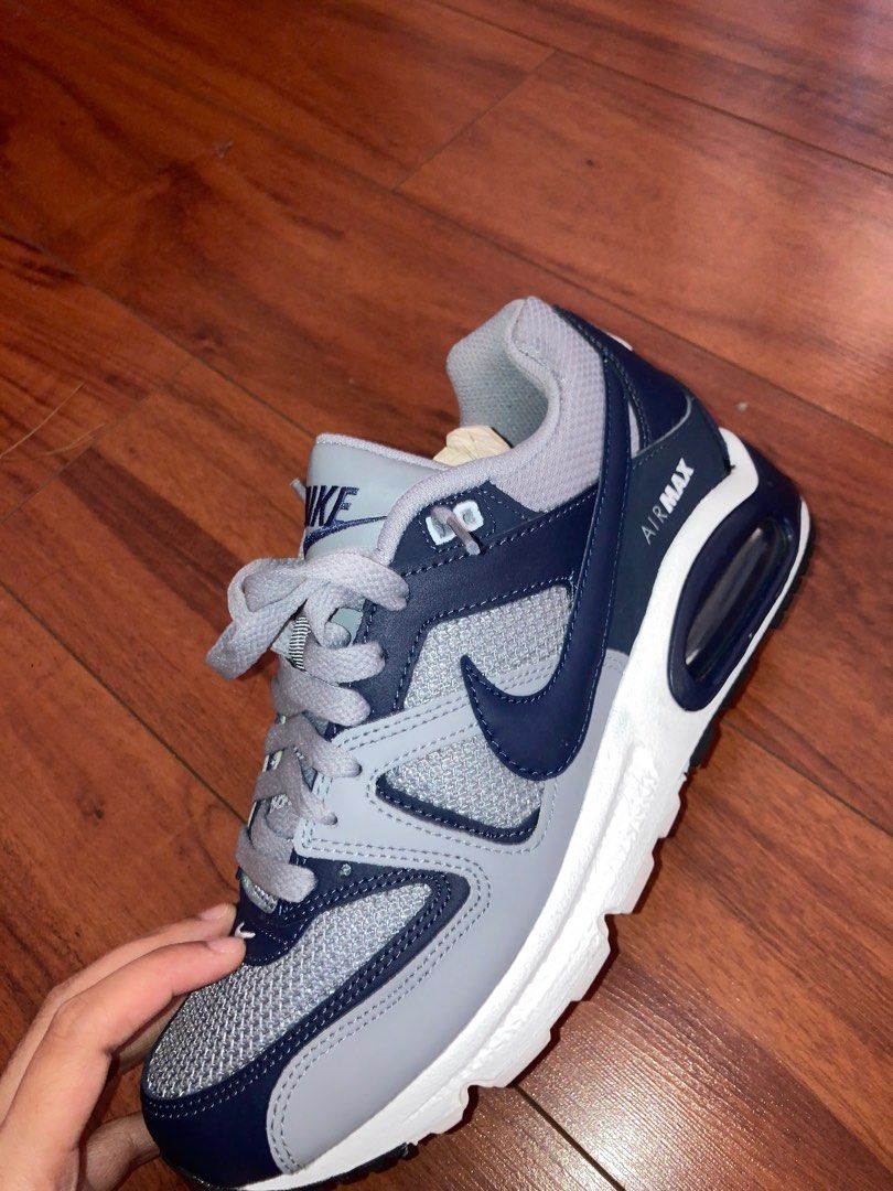 womans airmax command