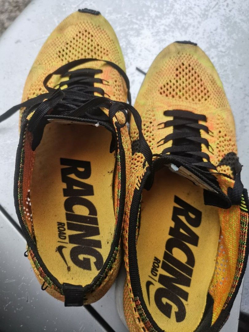 Nike Flyknit Racer Yellow black sneaker freaker