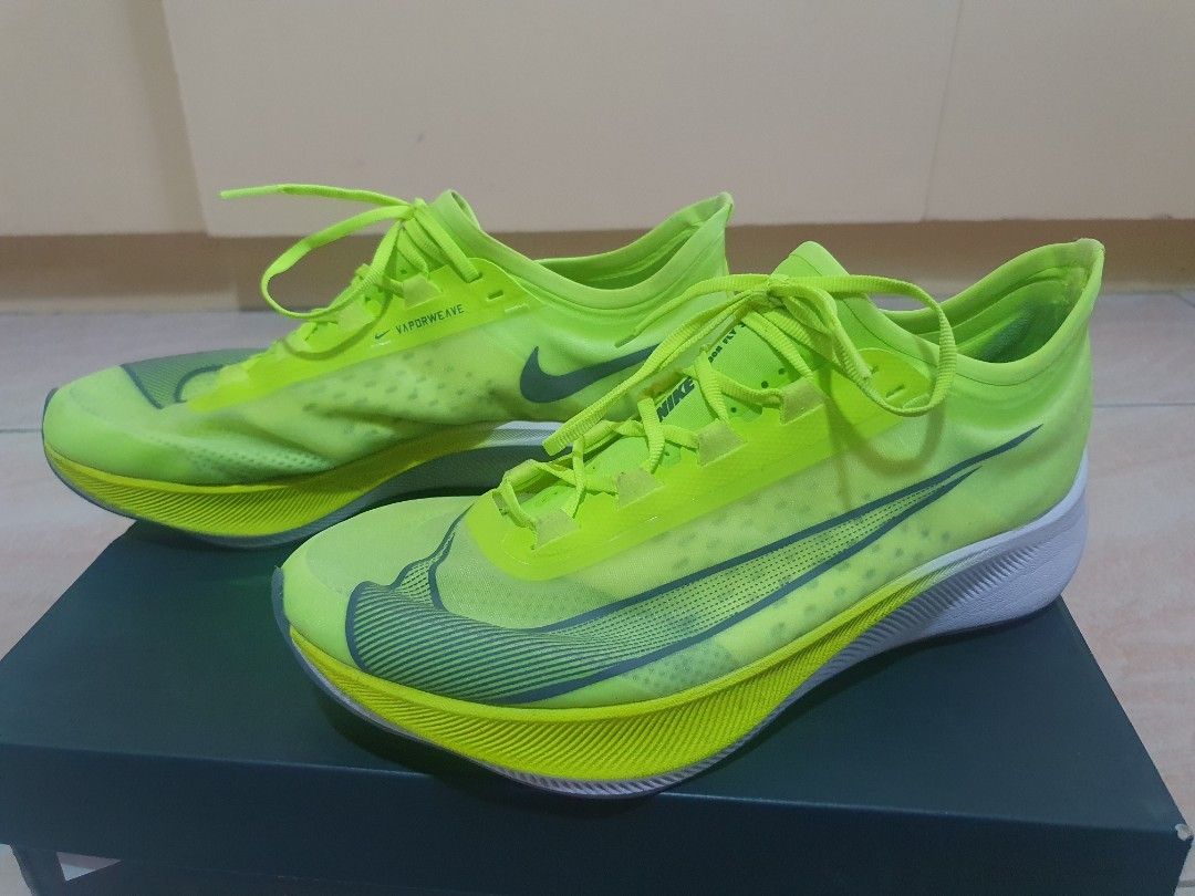 Nike zoom fly online neon