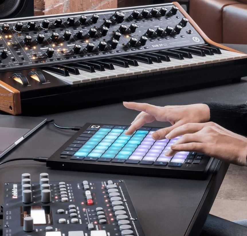 Novation Launchpad Pro [MK3] Production and Performance Grid for Ableton Live (Category: Soundbars, Speakers & Amplifiers) located in Marikina City. Submitted by skowshop (Listing ID 1209000125, Image 3). Description: Brand Novation Special Feature Backlit, Velocity Sensitive Keys Item Dimensions LxWxH 10.55 x 10.55 x 0.71 inches Item Weight 1814 Grams Style Launchpad Pro [MK3] About this item: Our Deepest Ableton Live Integration – Quickly launc