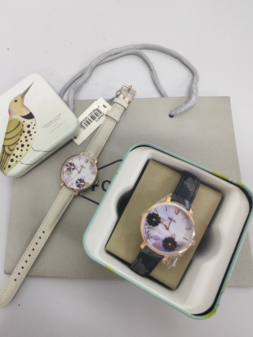 Original fossil watch jam tangan wanita with 2 years warranty ??, Luxury,  Watches on Carousell