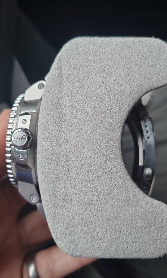 Oris aquis big best sale day date 45.5 mm