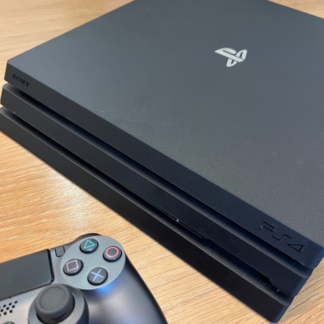 PlayStation 4 Pro PS4 Pro 1Tb Console Set Sony PlayStation 4, Video