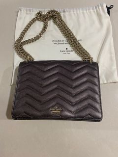 (Category: ) located in . Submitted by pre_loved_luna (Listing ID 1209035925, Image 1). Description: .