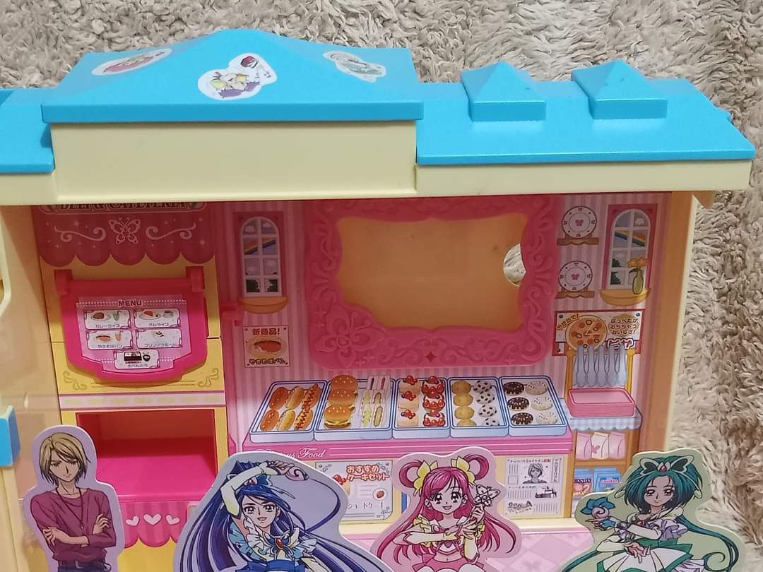 PRECURE PLAYSET - BATTERY-OPERATED (Category: Kids Toys) located in Makati City. Submitted by juriexpi (Listing ID 1208980285, Image 2). Description: 🔥PRECURE PLAYSET - BATTERY-OPERATED🔥 ✅DX Talking Pretty Cure Live ✅big size, in like new condition, working sounds and lights, all items in the photos like characters standees, magnetic stands and set of furnitures are included and authentic Precure merch ✅with box - not mint ✅490 pesos only💜.