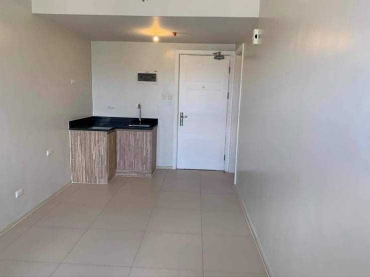 Quezon City Condo Studio unit w/ balcony and parking, Property, For