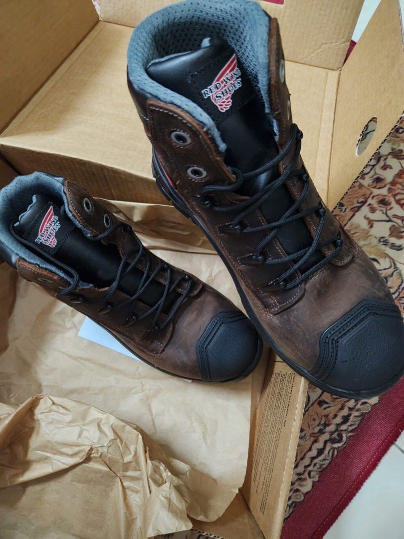 Red wing Boots 3228, Men's Fashion, Footwear, Boots on Carousell