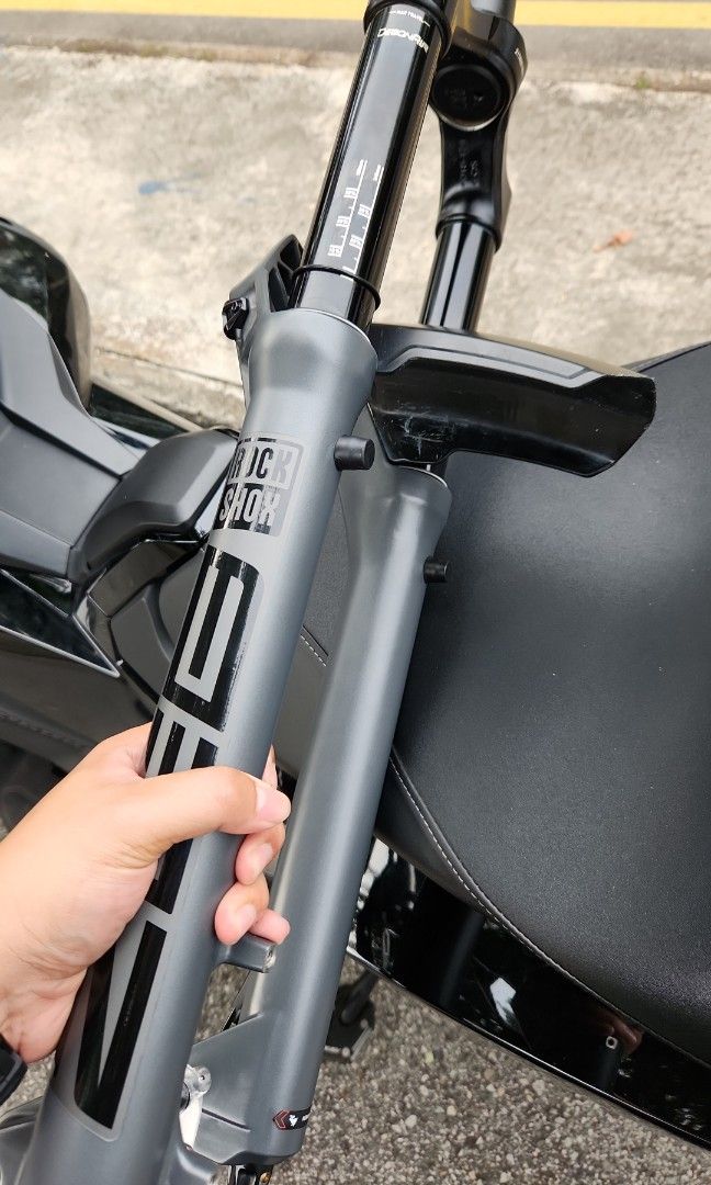 Rockshox Zeb ultimate 160mm 29er