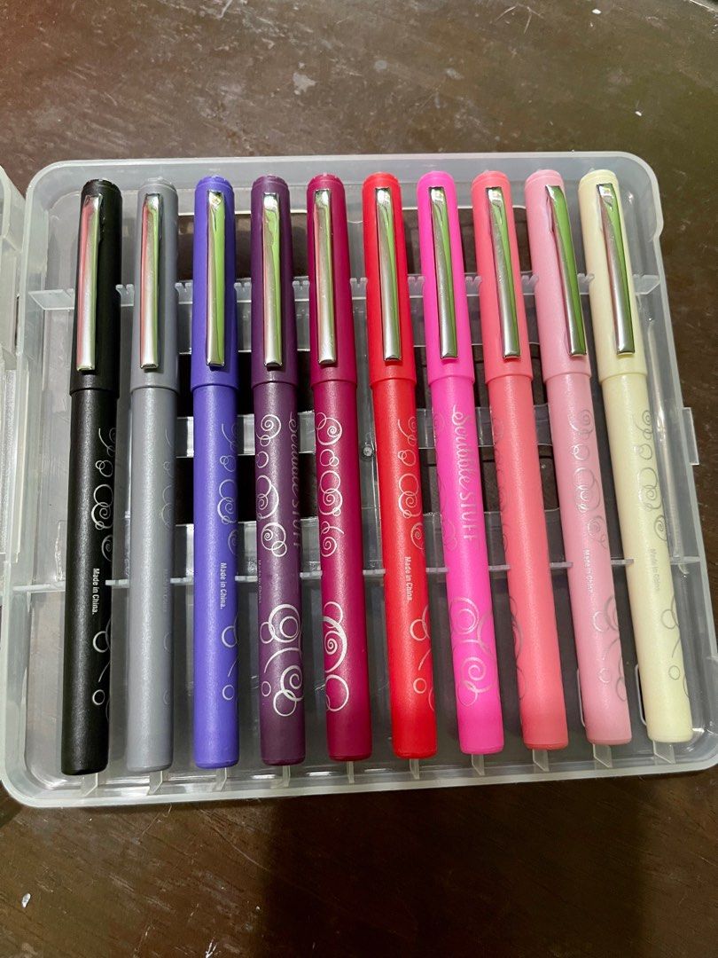 Scribble Stuff 30 Felt Pens with Storage Case