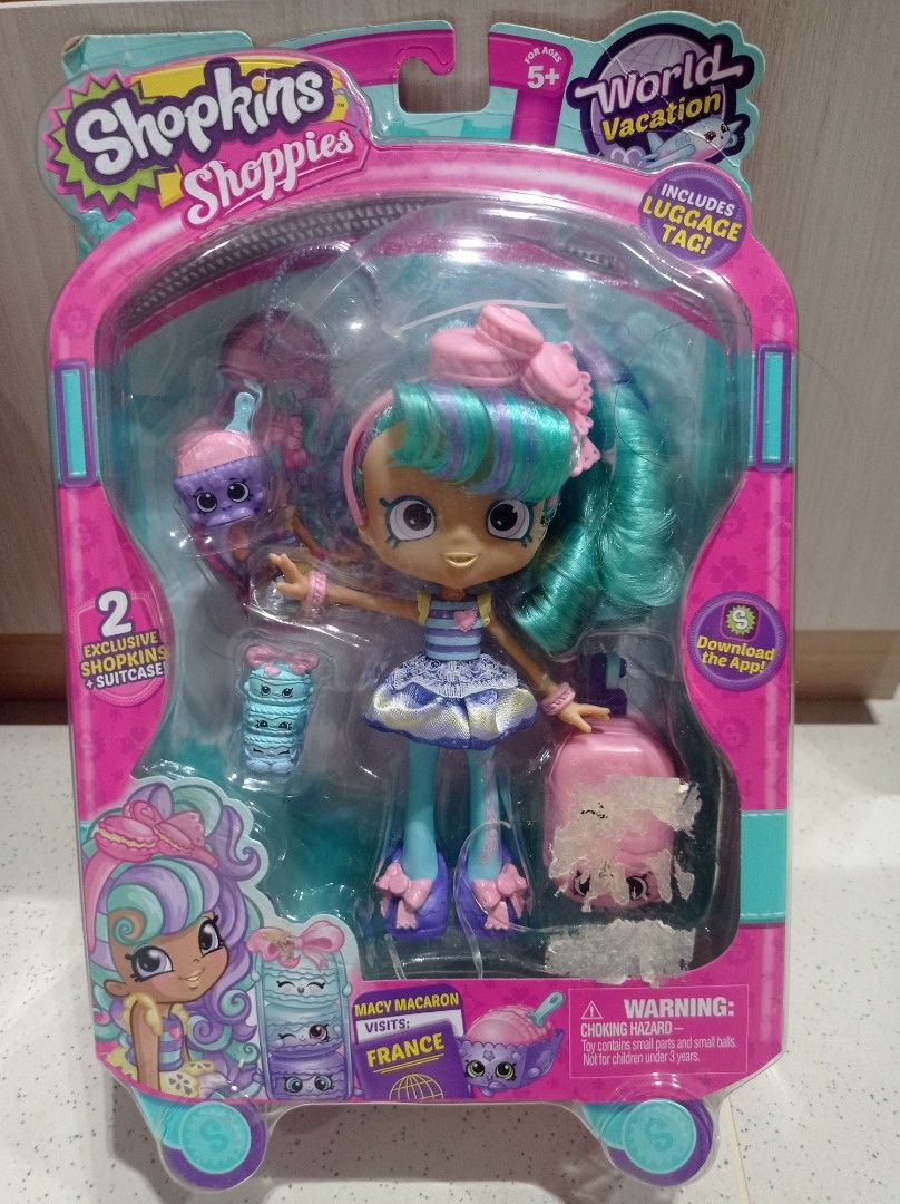 Shopkins suitcase shop toy