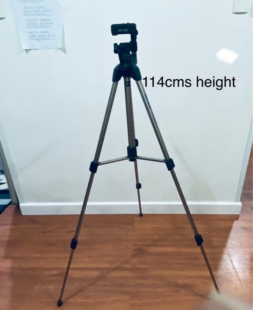 Slik F153 Lightweight Aluminum Tripod with 3Way Panhead, Photography