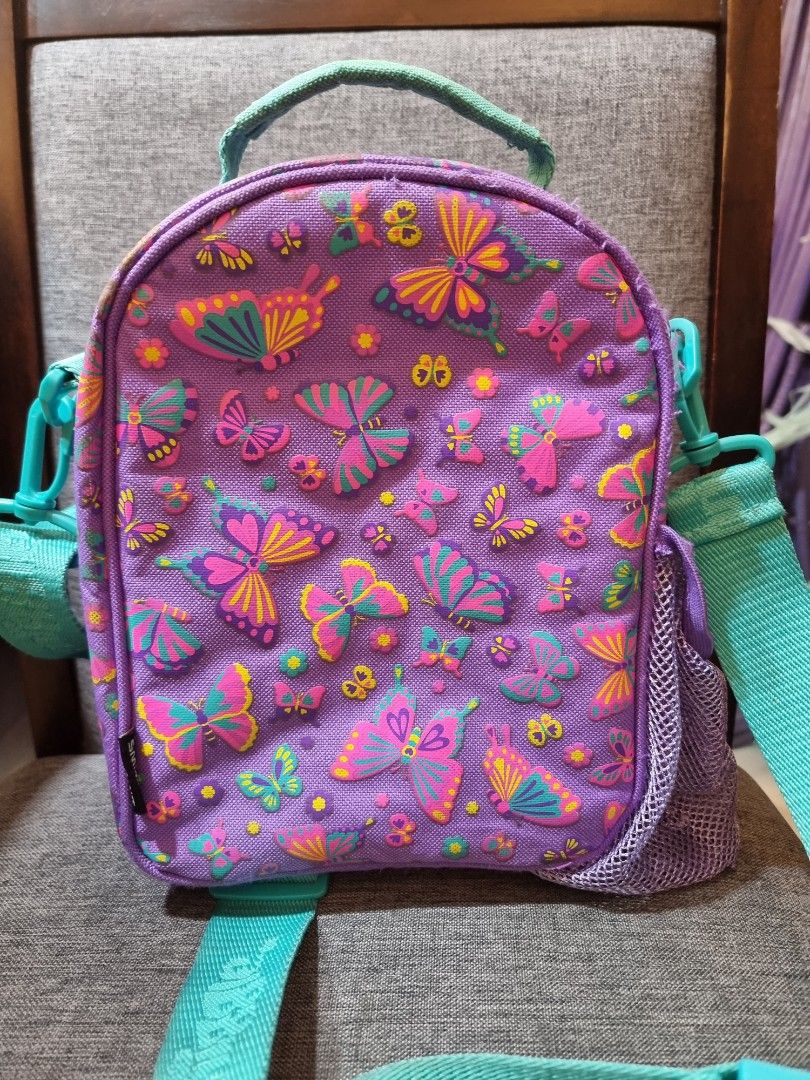 SMIGGLE HARDTOP LUNCH BOX WITH STRAP, Hobbies & Toys, Stationary
