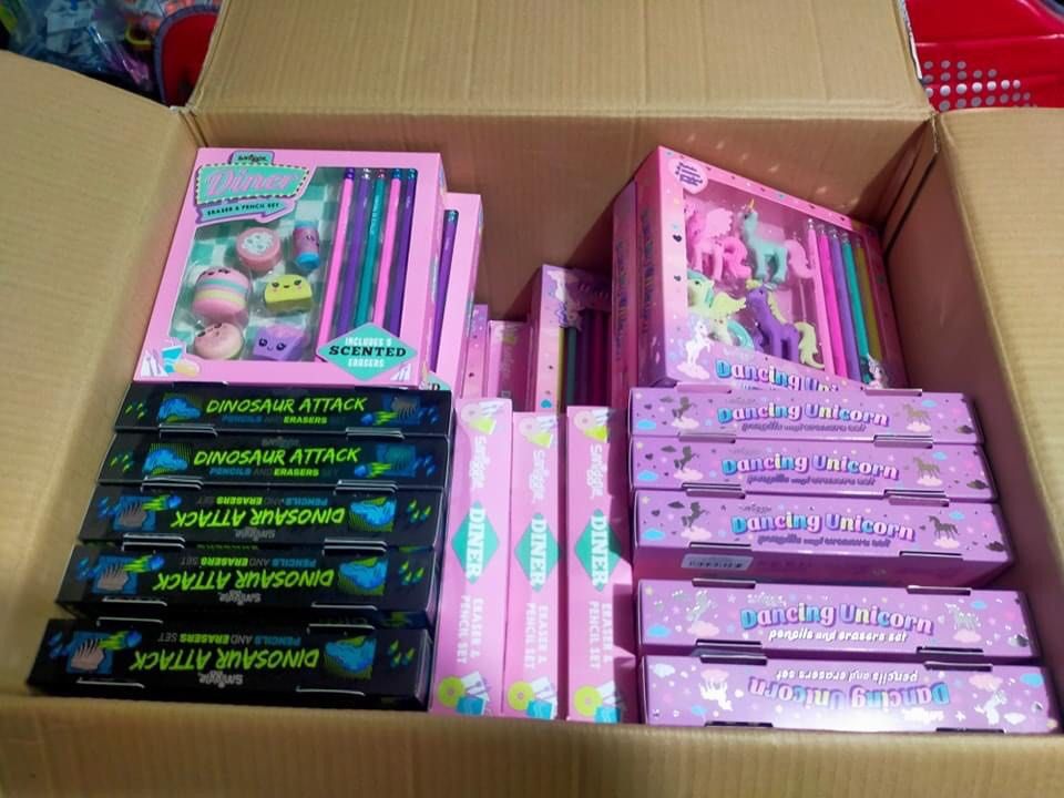 SMIGGLE PENCIL AND ERASER SET, Hobbies & Toys, Stationary & Craft