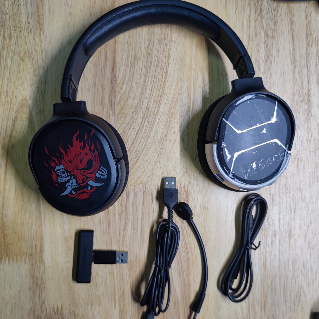 Steelseries Arctis 1 wireless Cyberpunk edition Johnny Silverhand