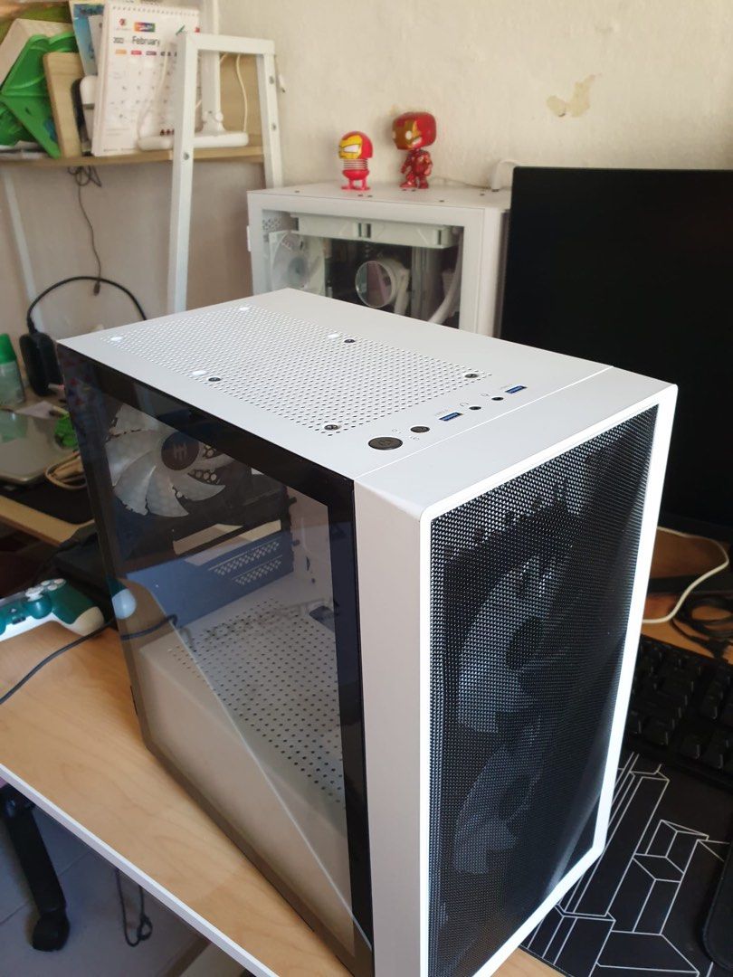 Tecware Case (Category: Other Accessories) located in Singapore. Submitted by chicken9man (Listing ID 1208941656, Image 2). Description: No box.