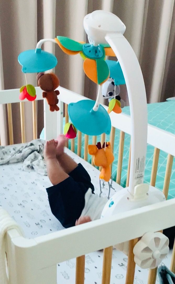 Tiny love baby cot mobile / cot toy, Babies & Kids, Infant Playtime