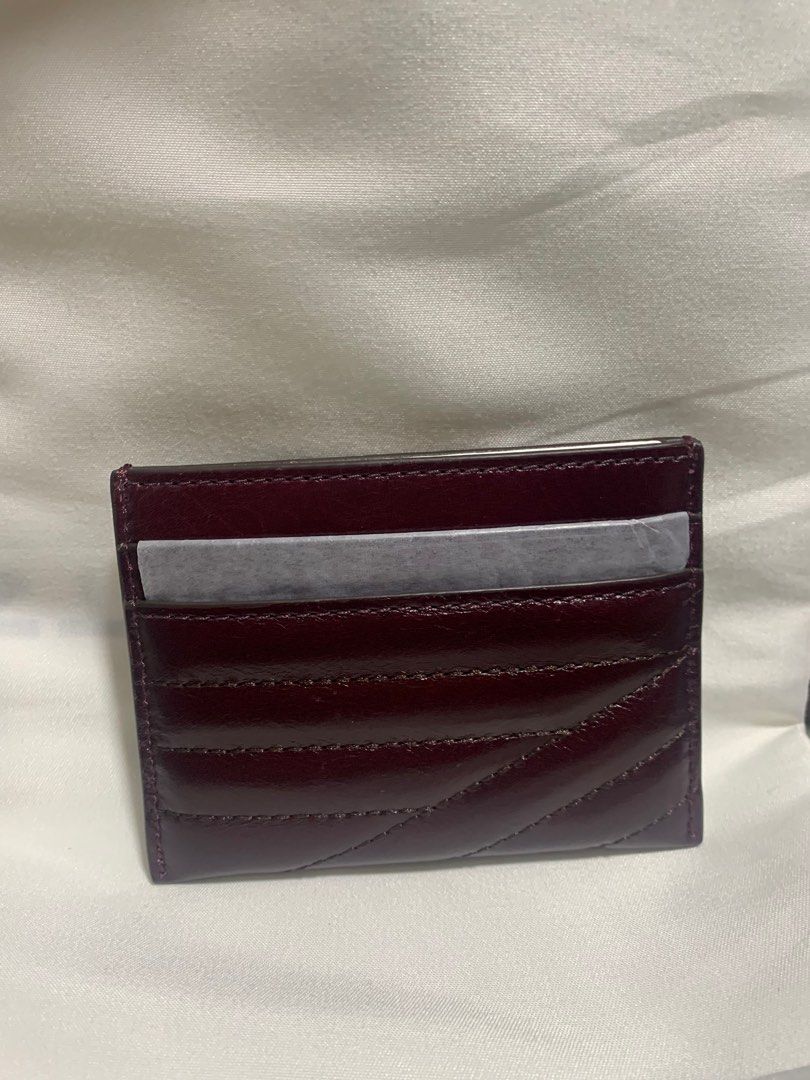 Tory Burch Kira Chevron Glazed Leather Card Case In Fig