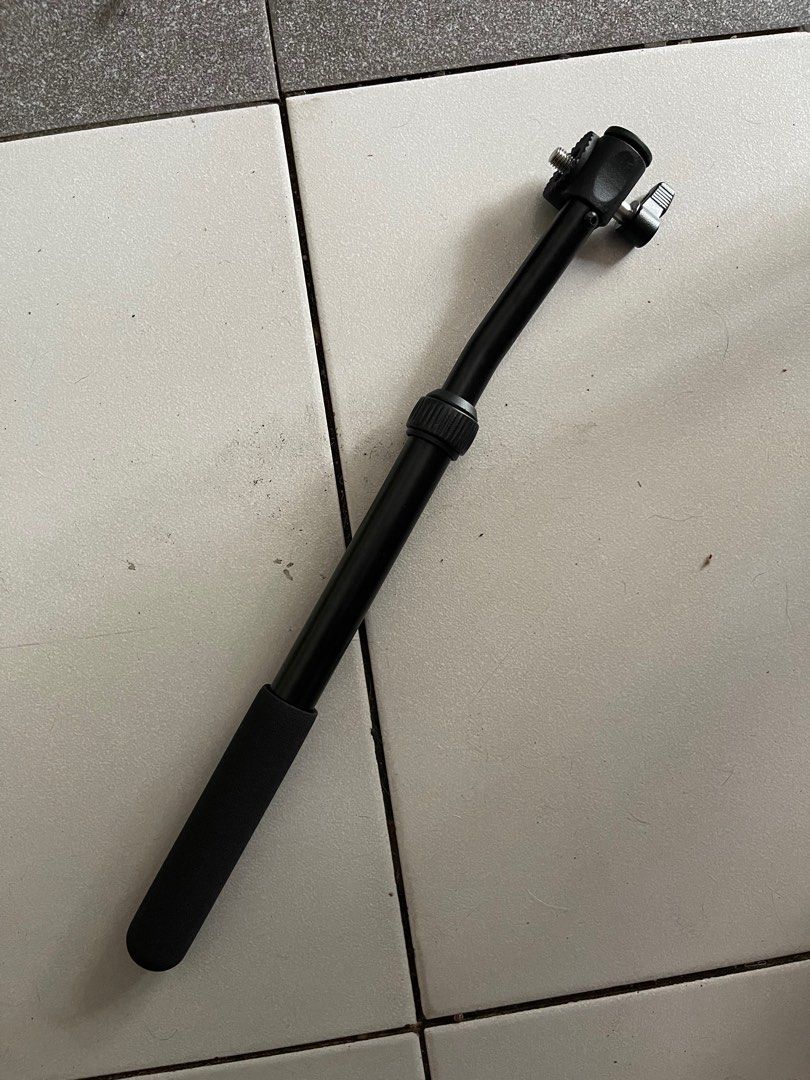 Tripod fluid head handle, Photography, Photography Accessories, Tripods & Monopods on Carousell