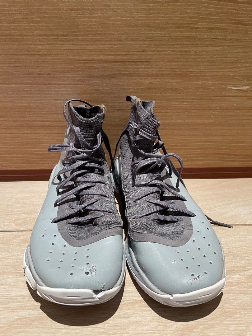 Curry 2025 4 10.5