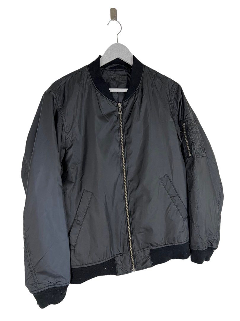 Uniqlo bomber jacket on sale