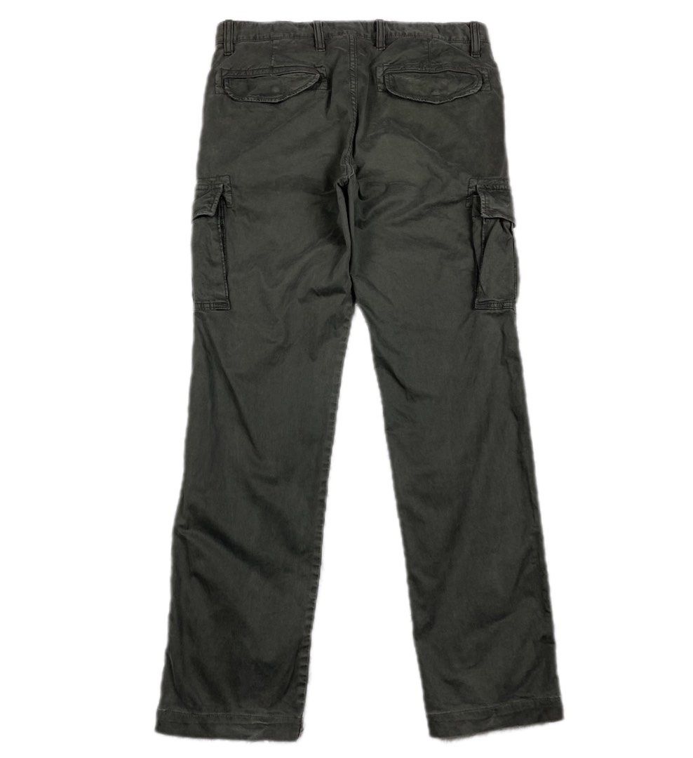 Uniqlo Dark Green Cargo Pants, Men's Fashion, Bottoms, Trousers on ...