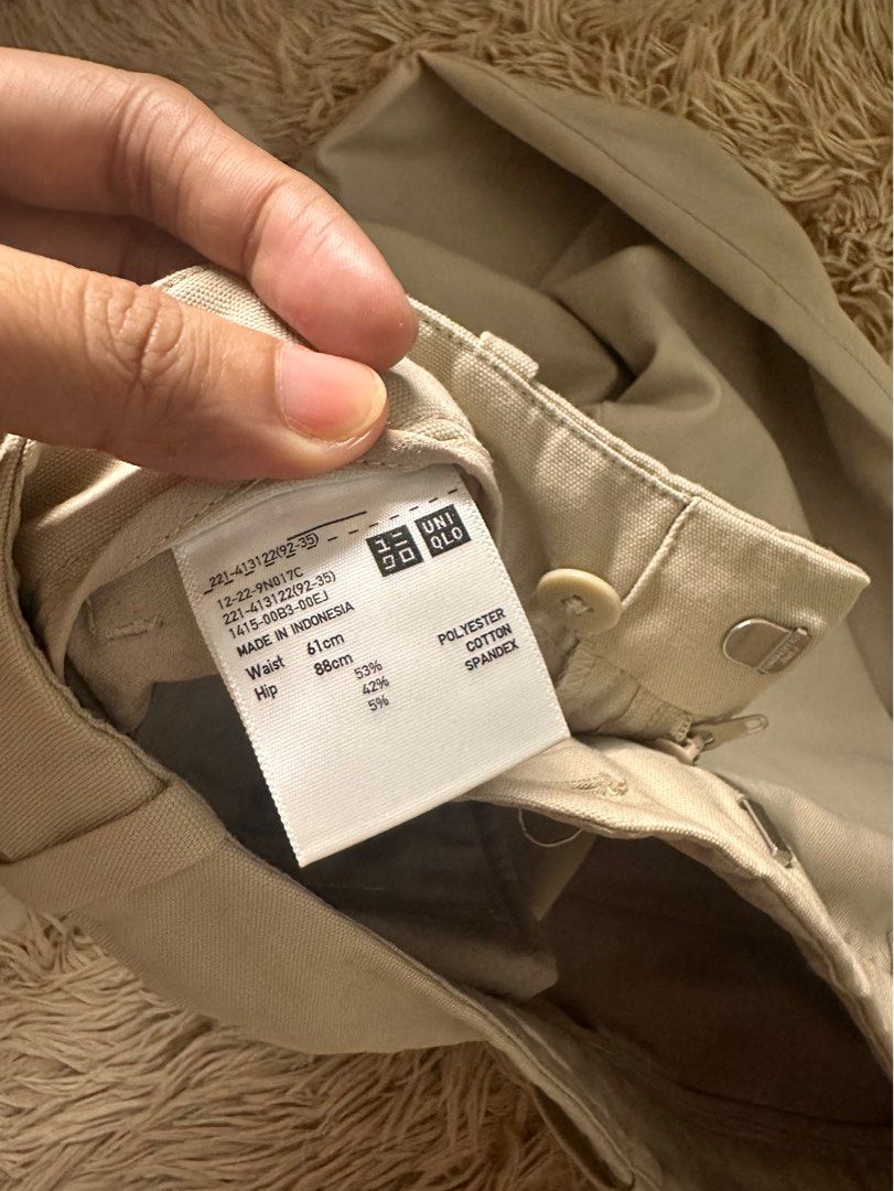 UNIQLO Trousers, Women's Fashion, Bottoms, Other Bottoms on Carousell