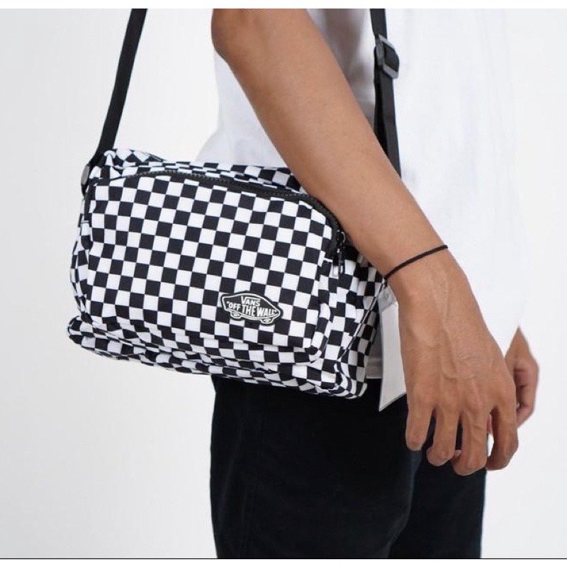 Vans sling bags original, Barang Mewah, Tas & Dompet di Carousell