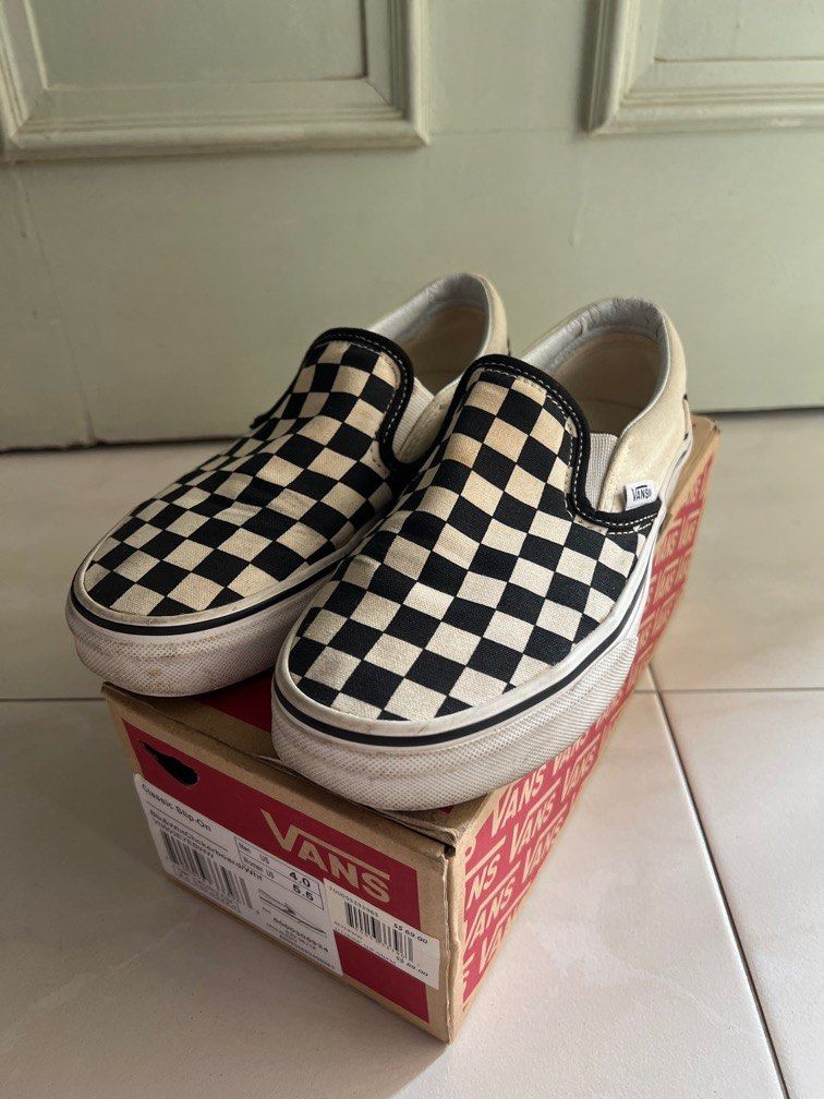 Chequered vans clearance