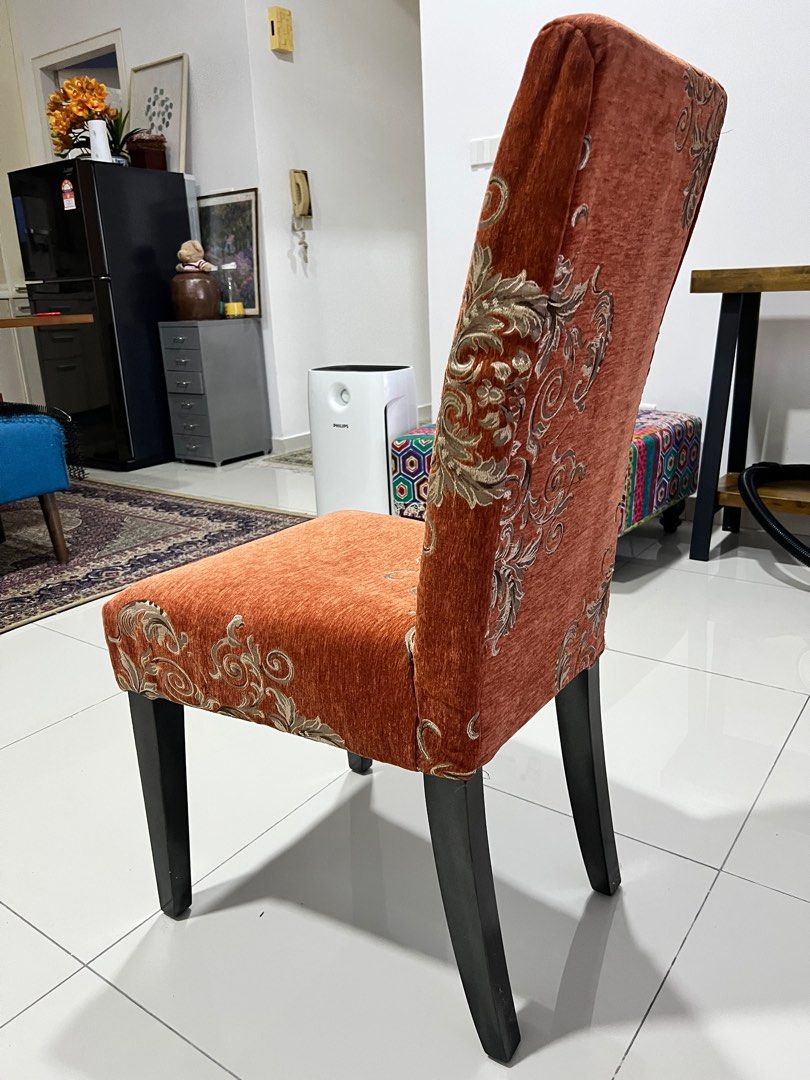 Classic dining 2025 chairs for sale