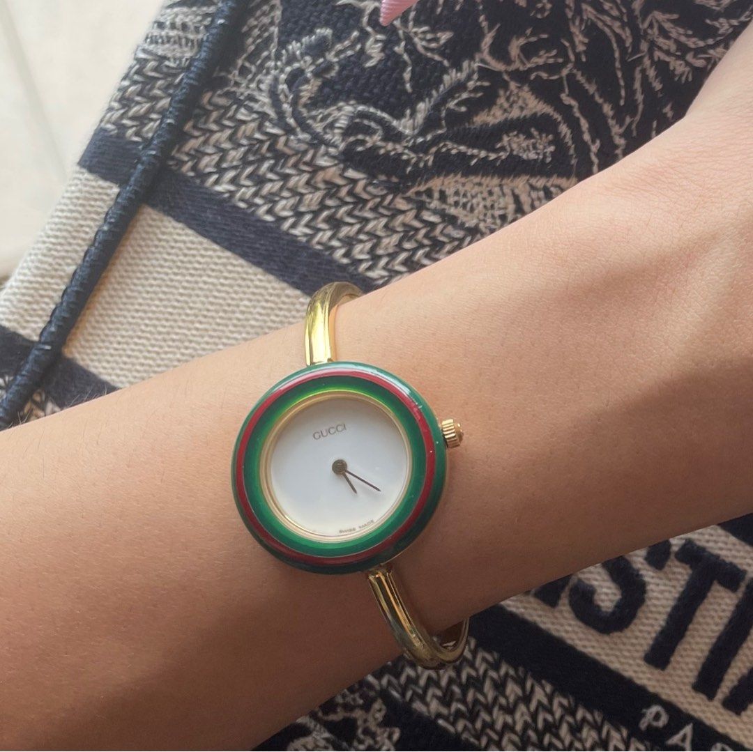 Gucci watch best sale with colored rings