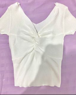 White Tied Knit Crop Top